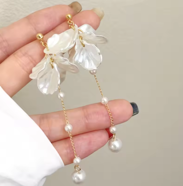 925 Silver Simulated Pearl Tassel Earrings – Elegant Drop Design for Women