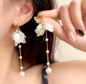 925 Silver Simulated Pearl Tassel Earrings – Elegant Drop Design for Women